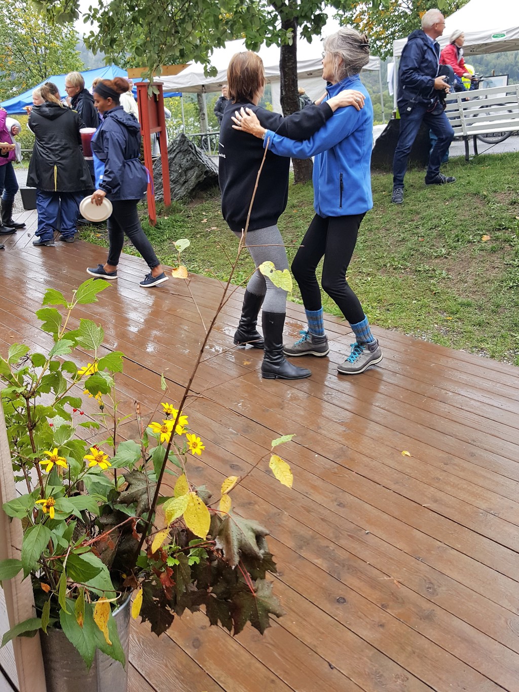 Åpning av danseplattingen på NaKuHel
