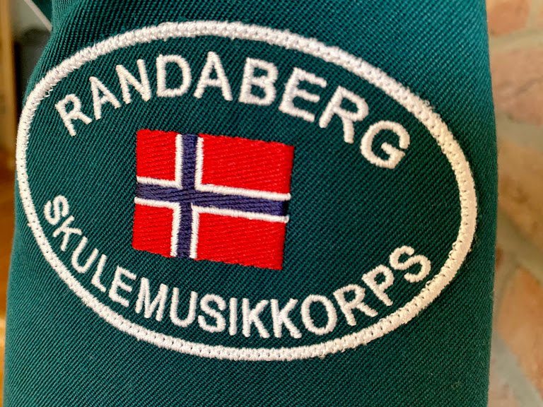 Korpsmusikk i hagen på 17.mai?