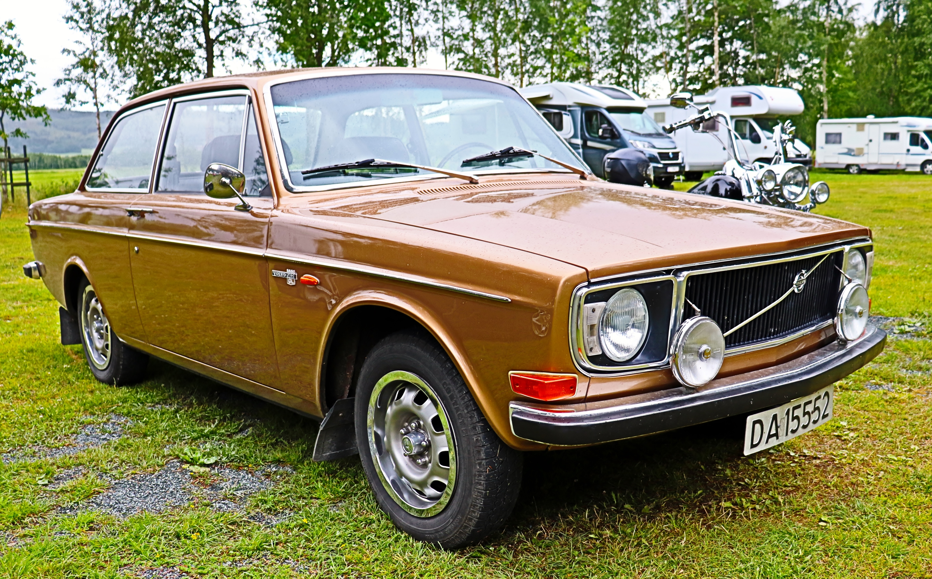 Volvo 142 Grand Luxe (2).JPG