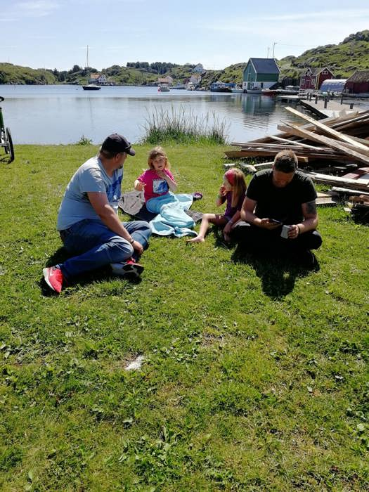 Familetur til Røvær 15 juni 2019. 1.jpg
