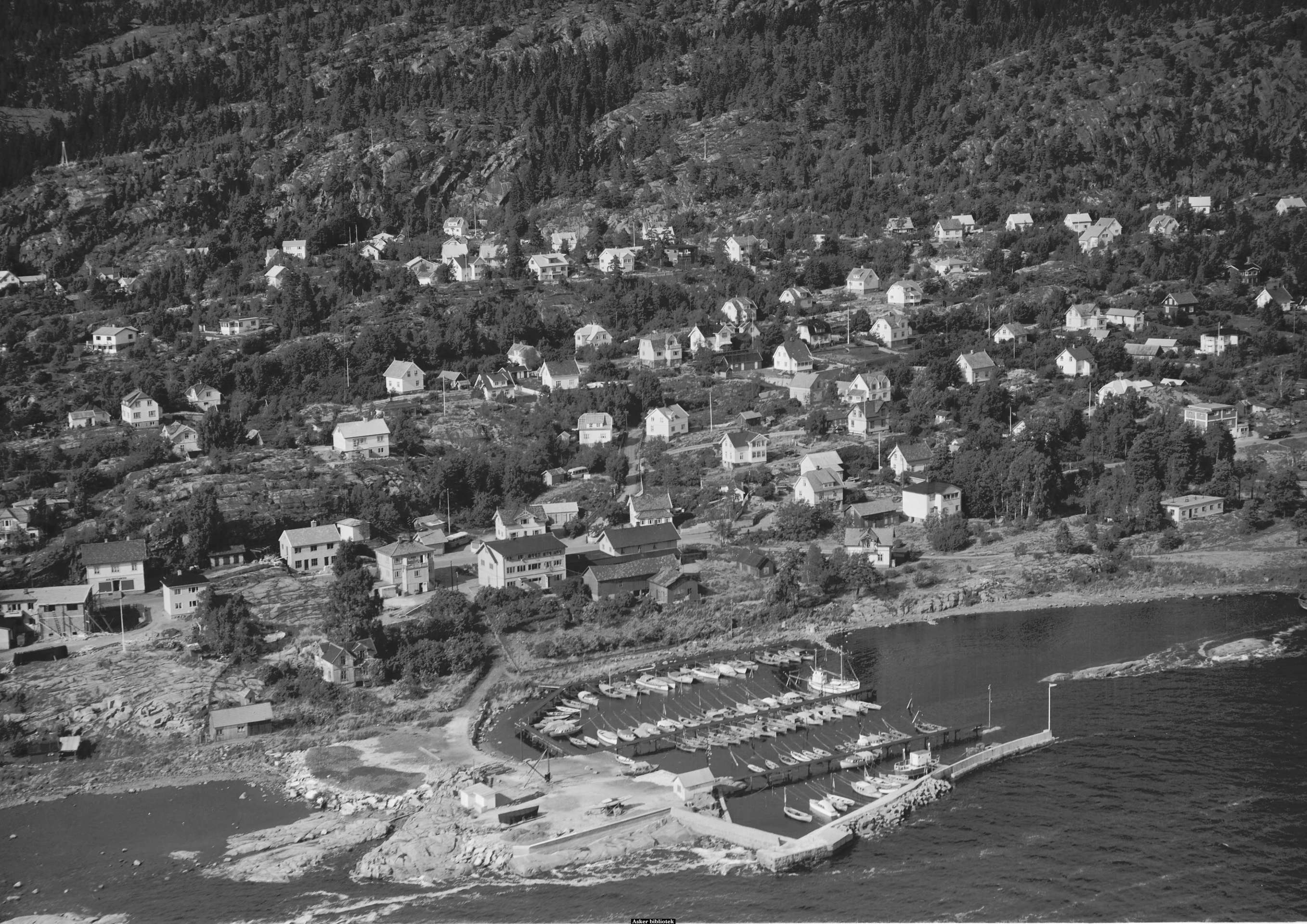 Tofte båthavn 1954A.jpg