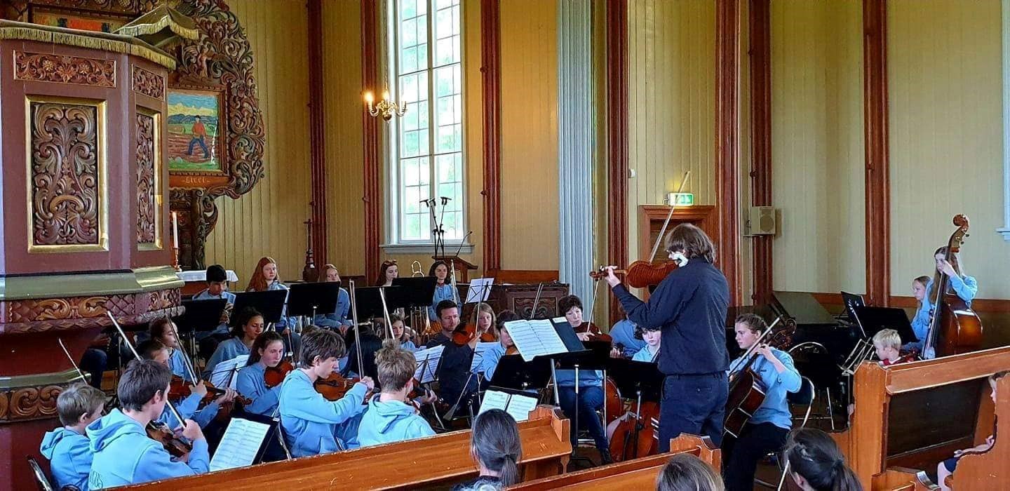Nosus SommerlandFestivalen_konsert i Bø kirke