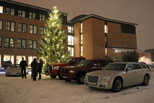 Mer enn 20 biler møtte opp til årets siste arrangement. Christmas Cruiser of the Year ble Lars Thorvaldsen med sin 1979 Pontiac LeMans Station Wagon. Gratulerer!
Foto: Kjetil E. Nygaard