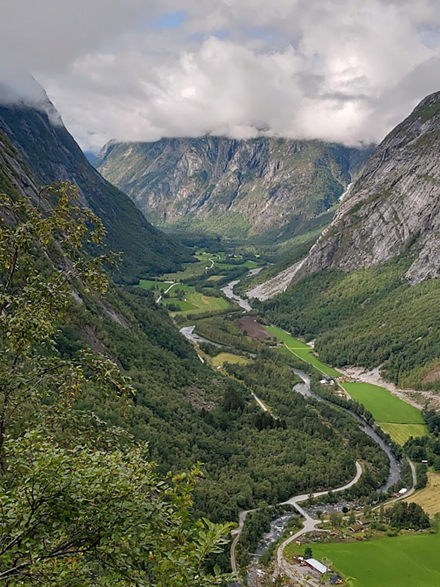 Lørdag 21. august, avdeling Midt har tur langs den
spektakulære Aursjøveien fra Sunndalsøra til Eikesdalen