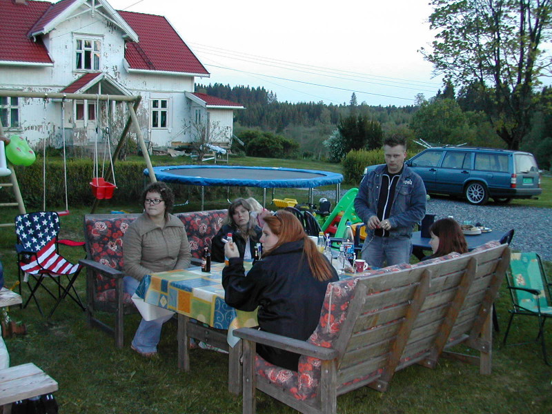 2003-06_Grillparty hos Jarle Bjørnstad_16.jpg