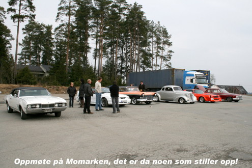 Oppmøte på Momarken, med felleskjøring til Amfi Borg, Sarpsborg som er utgangspunkt for Påskecruisingen som arrangeres av Detroit Cars.

Foto: Arild Grønnevik (ASCA)

(Dato: 10. april 2009)