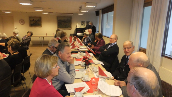 Telepensjonistene i Drammen hadde sin tradisjonelle avslutning for året i Bragernes Menighetshus torsdag 12. desember 2013. 