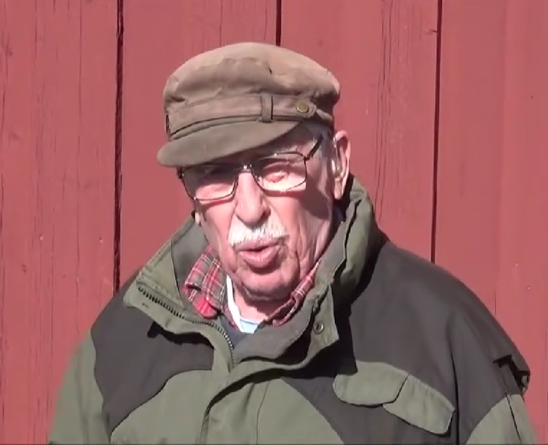 2025.03.22 80-årsmarkering av hendelsen ved Vasshagan. Foredragsholder. Foto Grunde/Christian.