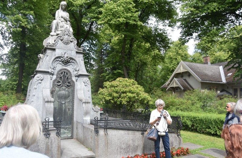 Nordre Gravlund - Geitmyra hovedgård 08.JPG