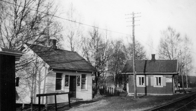 Kvevli stasjon og Kvevli landhandel i 1910.