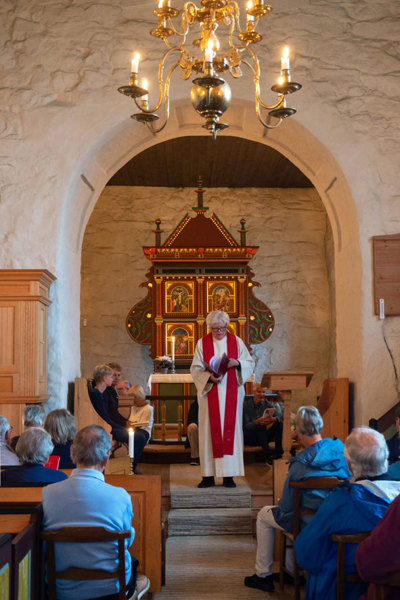 Tor Berger Jørgensen taler inne i Frogner gamle kirke. Foto: Ingun Orderud
