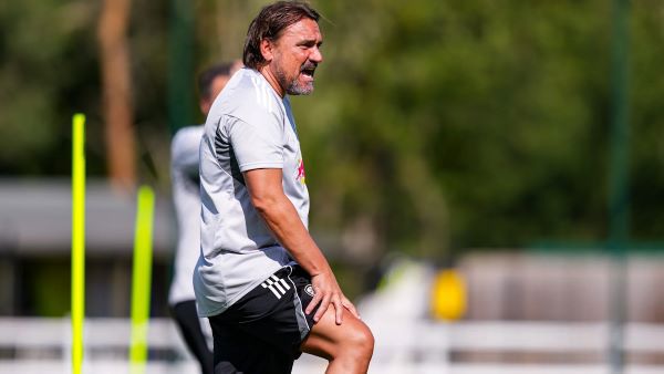 Leeds Premier League åpner mot Everton