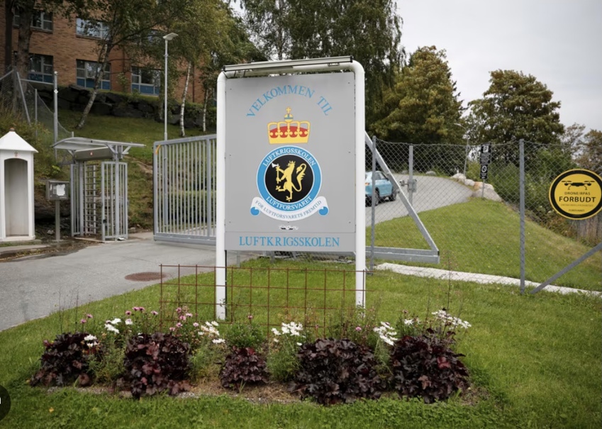 Julelunsj på Luftkrigsskolen torsdag 4 des kl 1200