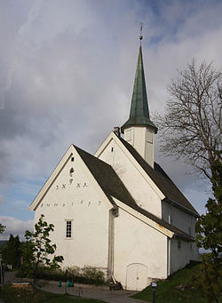 Nannestad_kirke.JPG