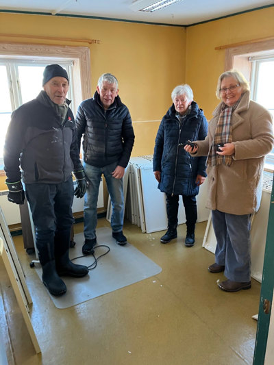 Hvor skal alt settes? Fra v. Even, Njål, Marit og Karen. 