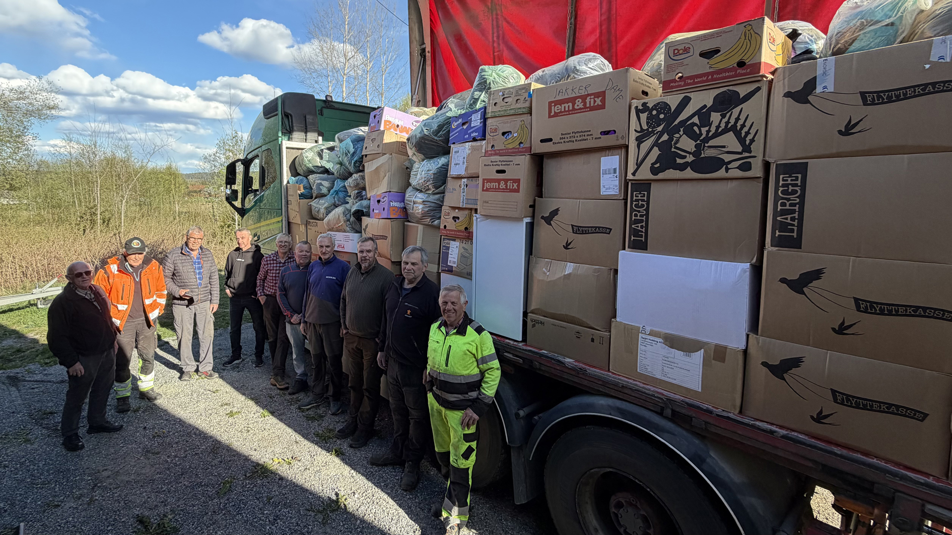 Opplasting av hjelpesending til Litauen