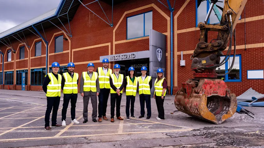 West Stand ombygging offisielt igang