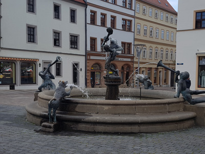 Statuer på torget i Torgau.