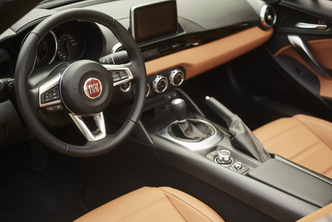 161103_Fiat_124-Spider_13-kopi.jpg