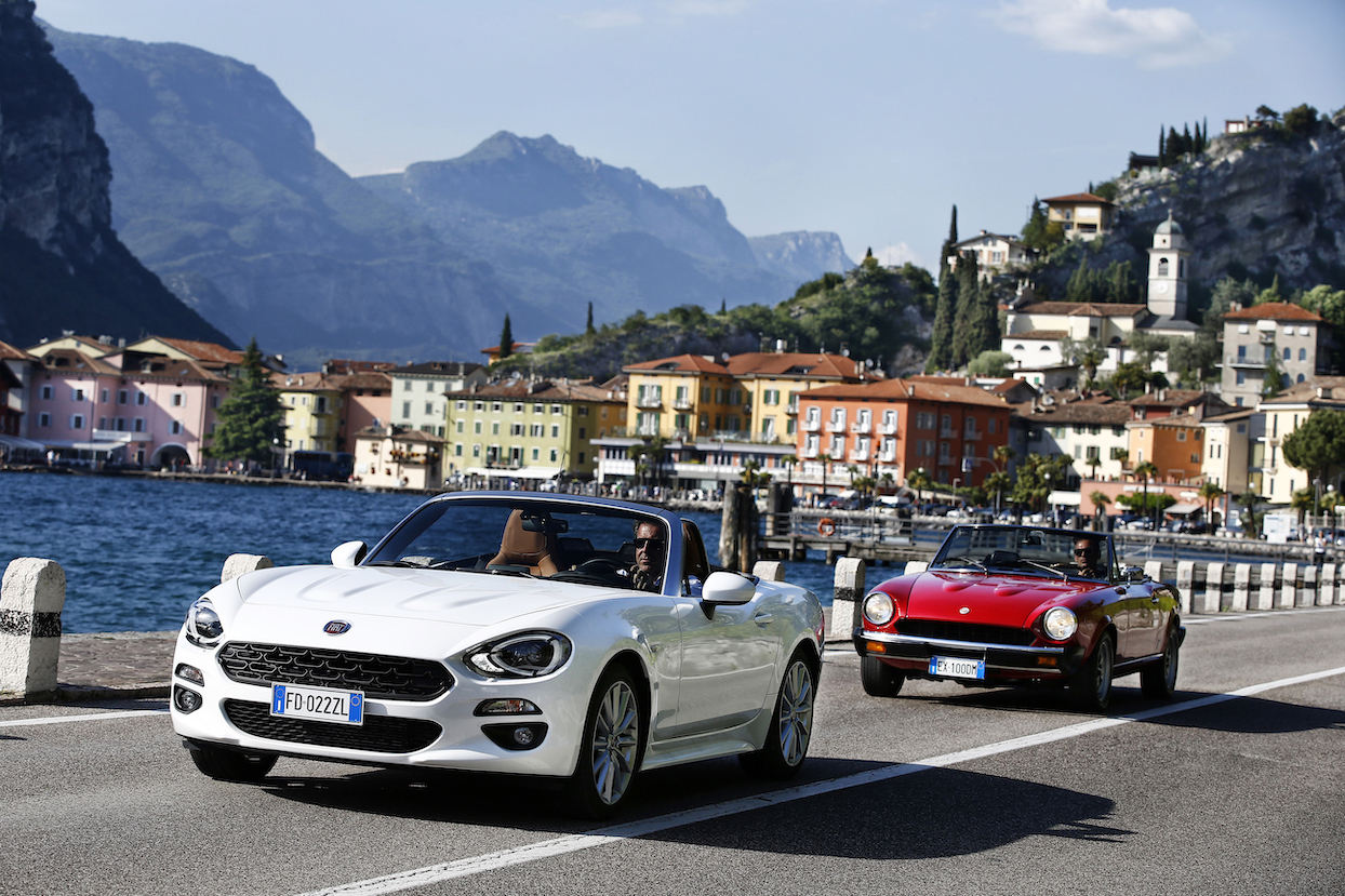 160608_Fiat_124-Spider_01HERLIG-kopi.jpg