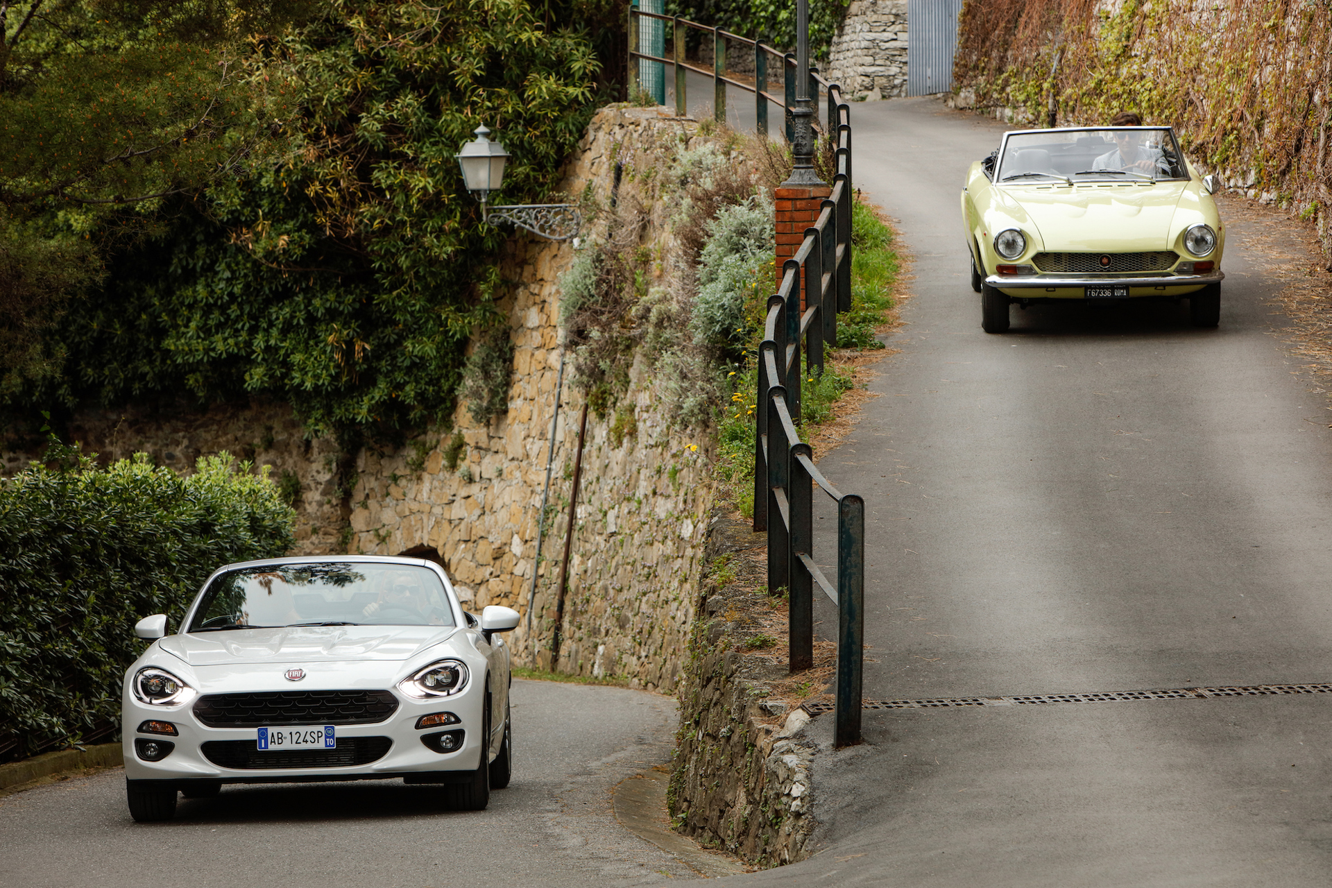 161103_Fiat_124-Spider_02.jpg