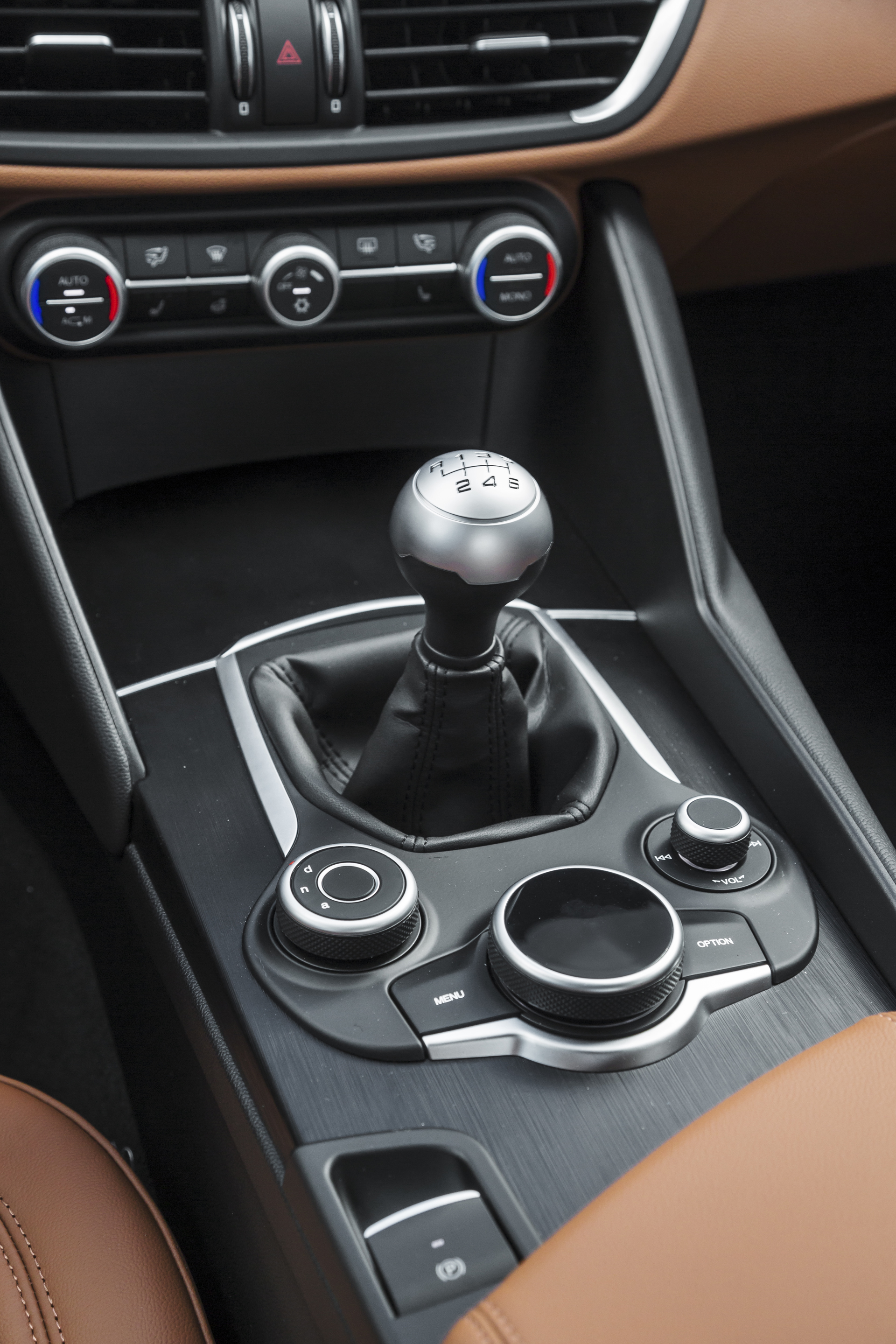 alfaromeo_giulia_160823_14.jpg