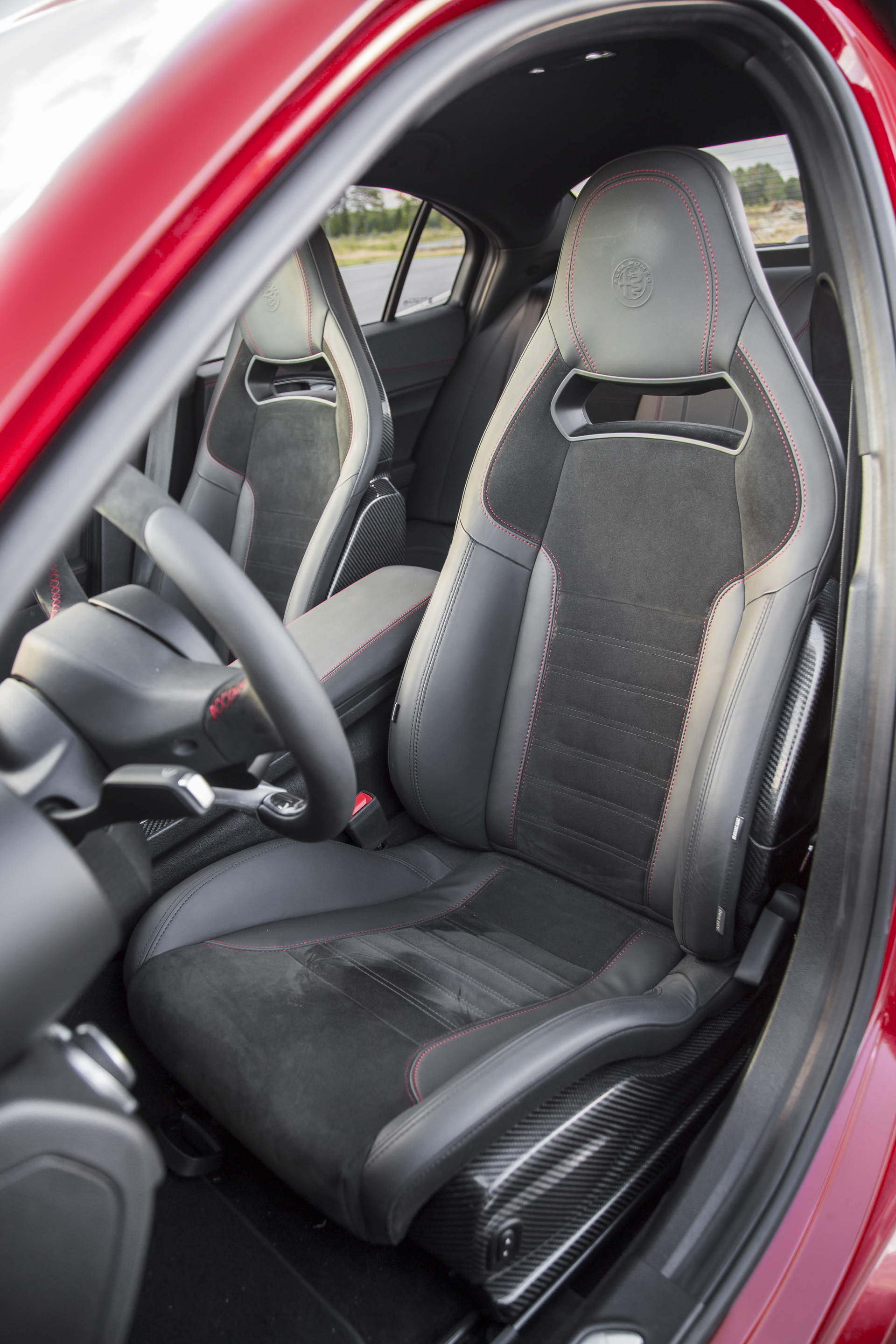 alfaromeo_giulia_q_160823_11.jpg