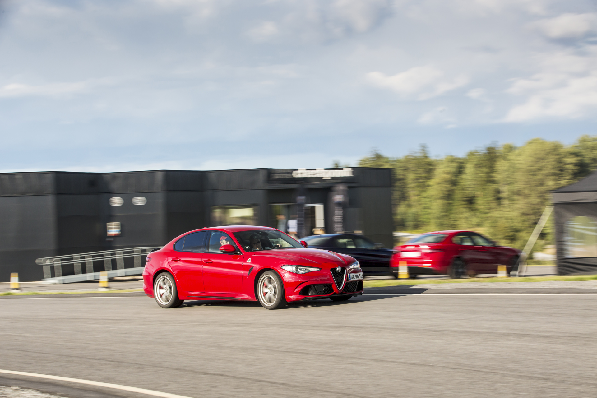 alfaromeo_giulia_q_160823_14.jpg