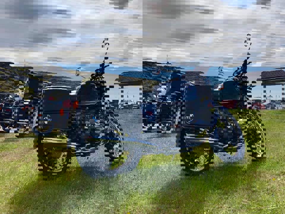 BMW.jpg