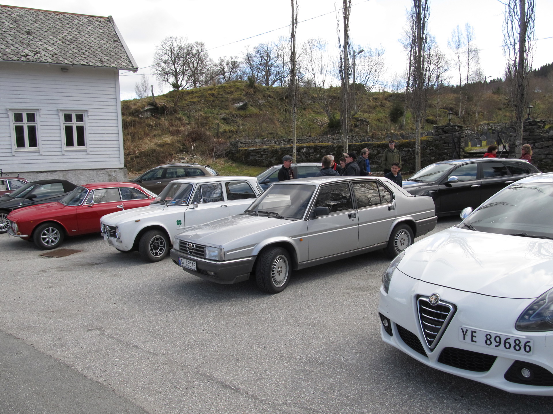 Erik-KARB-Vårtur-160417-Hamre-Kirke-1.JPG