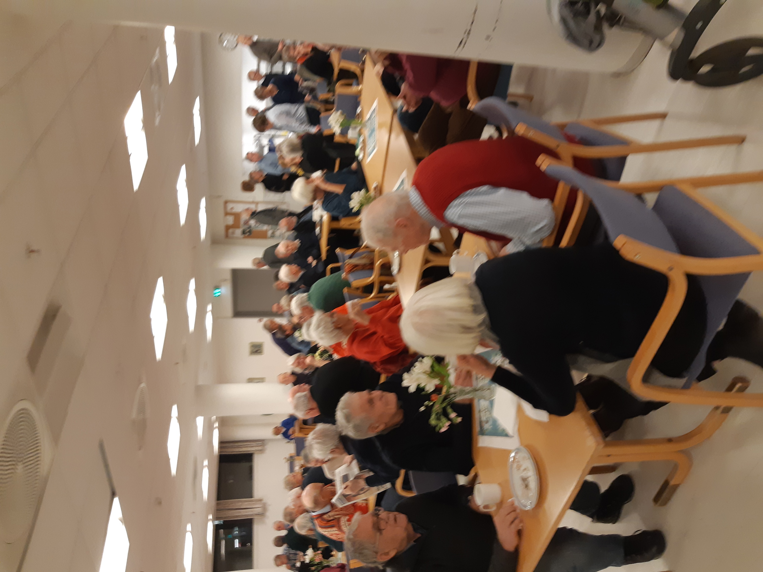 mye folk på møtet 3.3.20.jpg