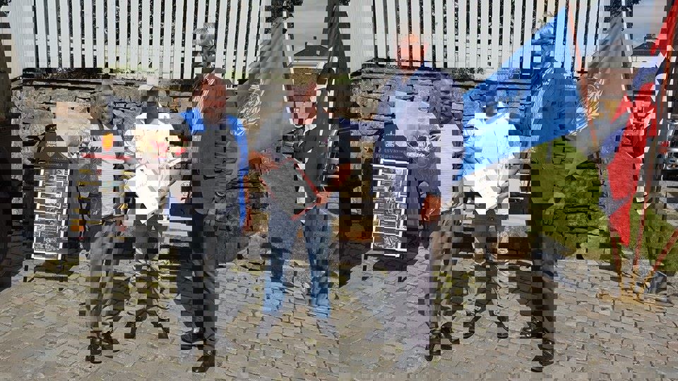 13413644_1731638727125368_7635934962324042148_n.jp