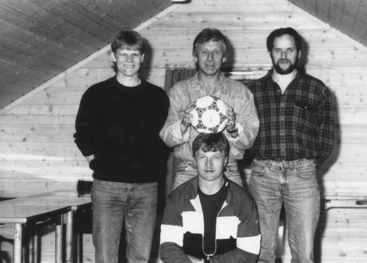 Gutta med over 400 A-kamper.jpg