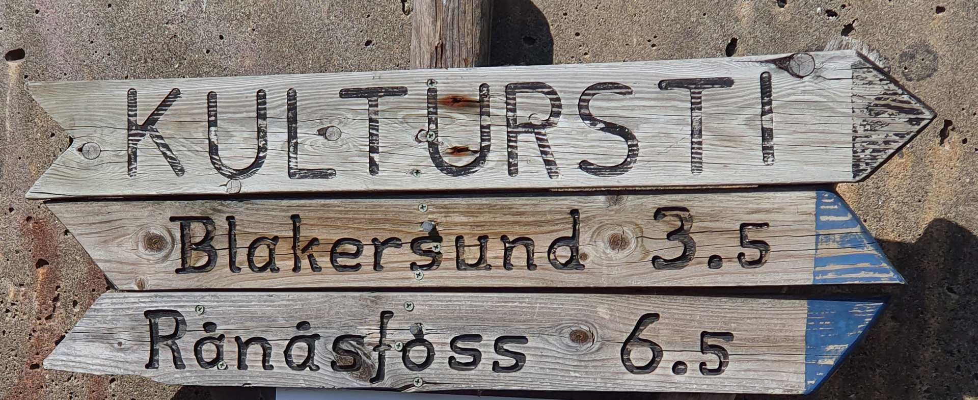 2-1- skilt.jpg