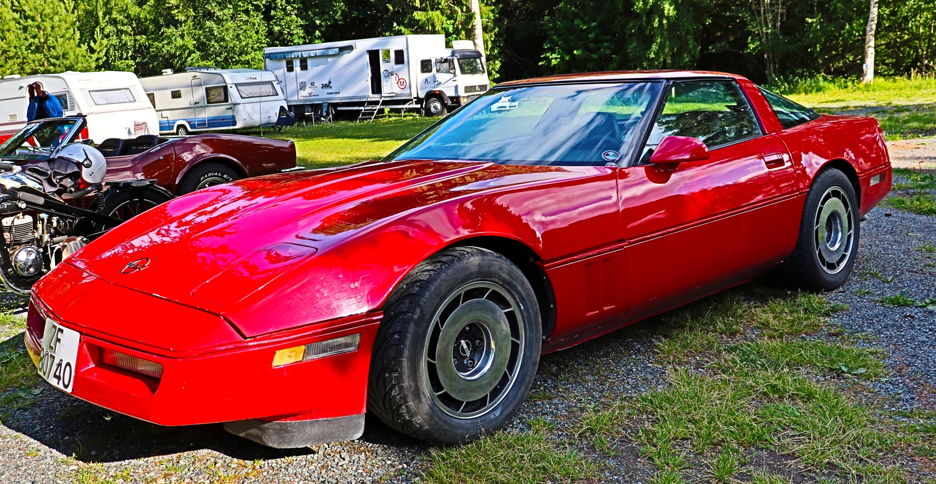 Chevrolet Corvette (2).JPG
