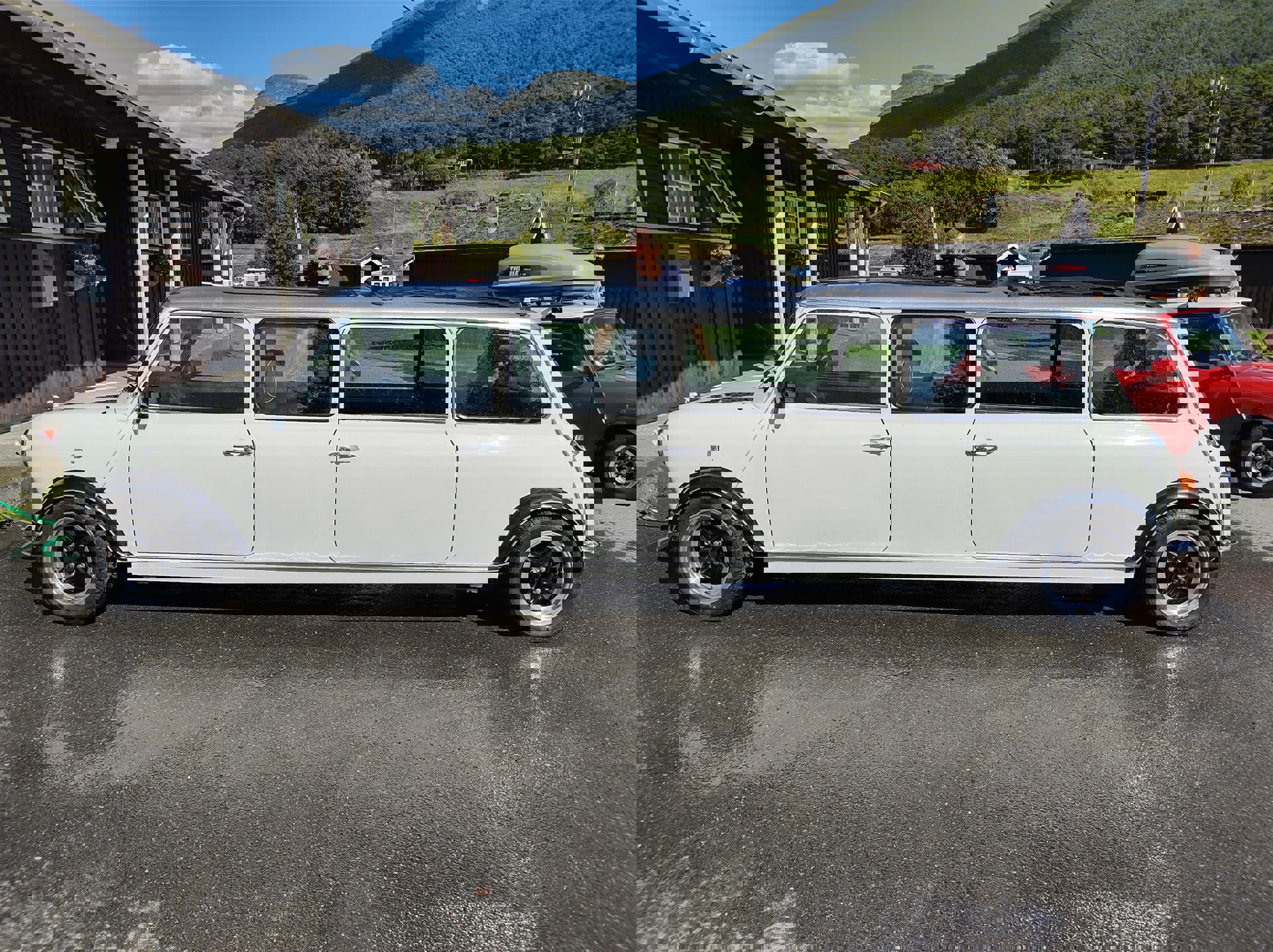 117392868_10207440775693360_2797684792085068905_o.