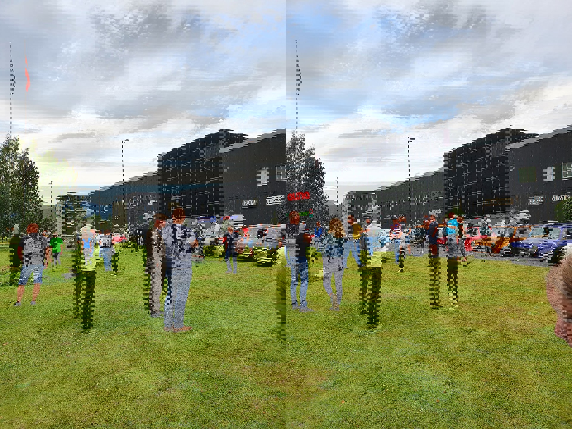 117445083_3861356460542810_8300291444433241973_o.j