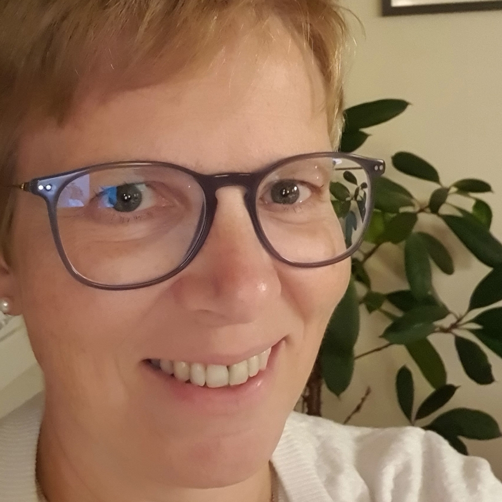 Kari Halvorsen style=