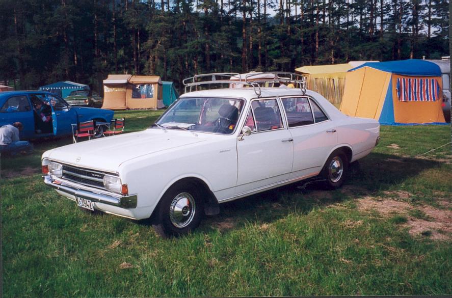 OPEL_REKORD_C_A.JPG