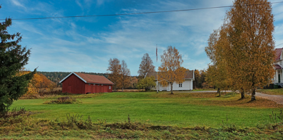 Vølneberg gamle skole og omgivelser 07.10.2020. Foto: Odd Mobæk