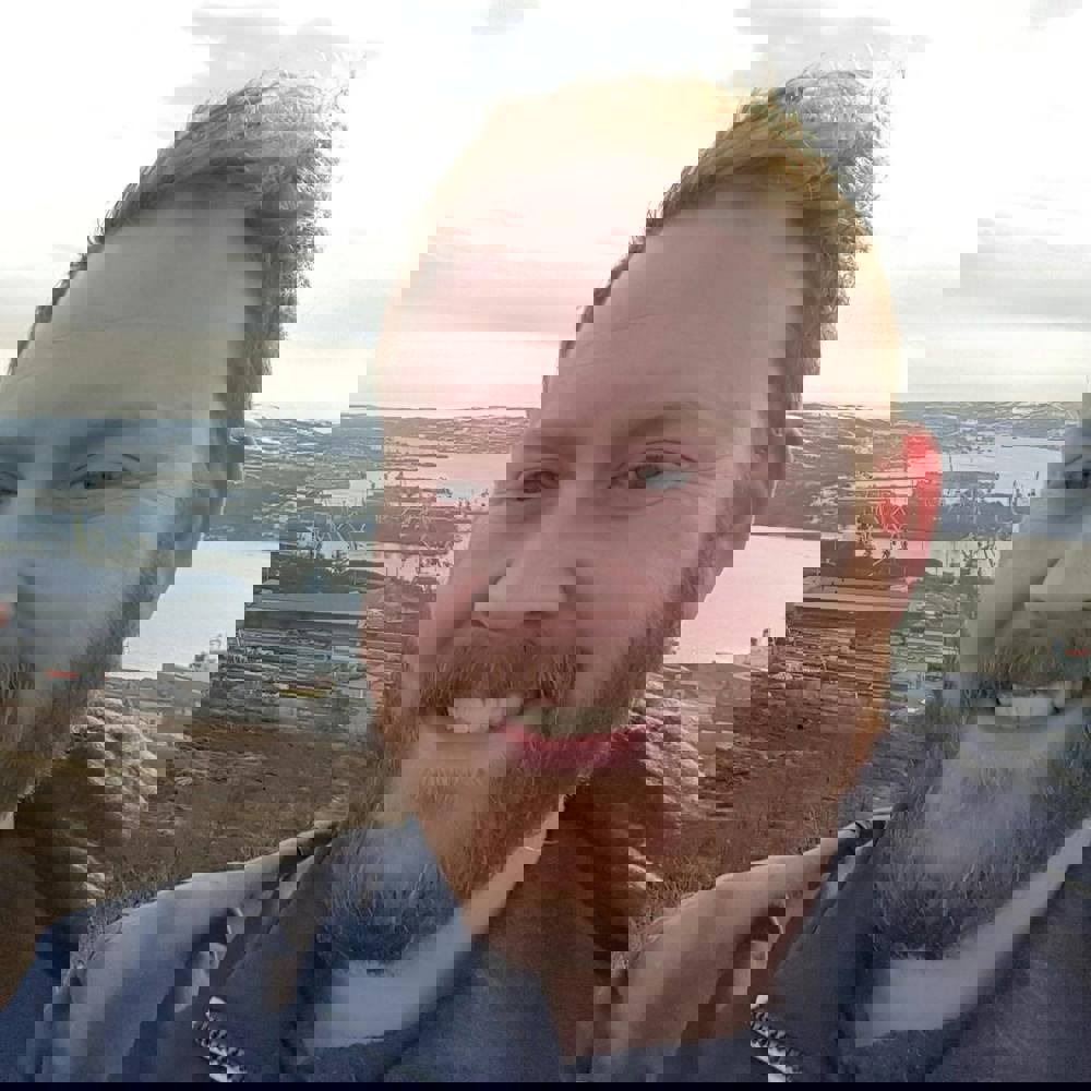 Stian Tømmervik Røstad style=