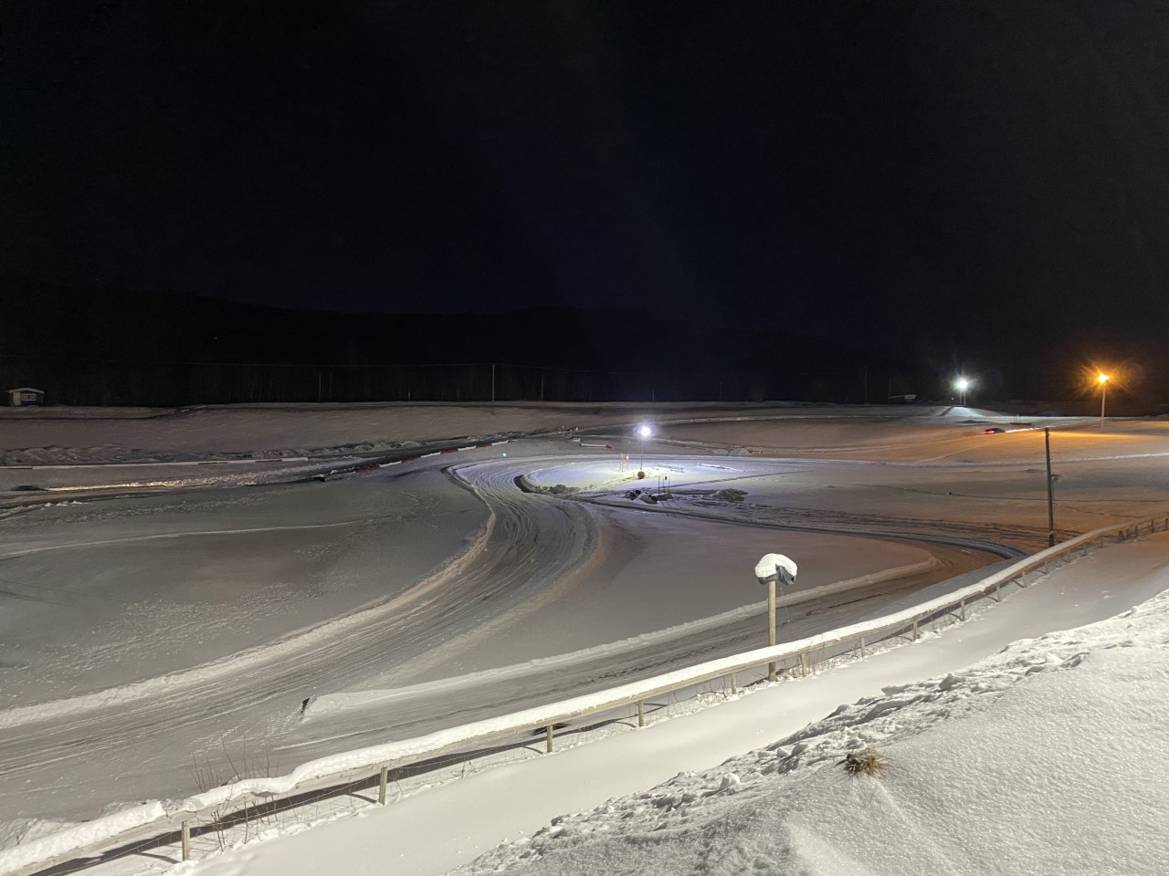 Isbanekjøring for første gang på Bollandsmoen