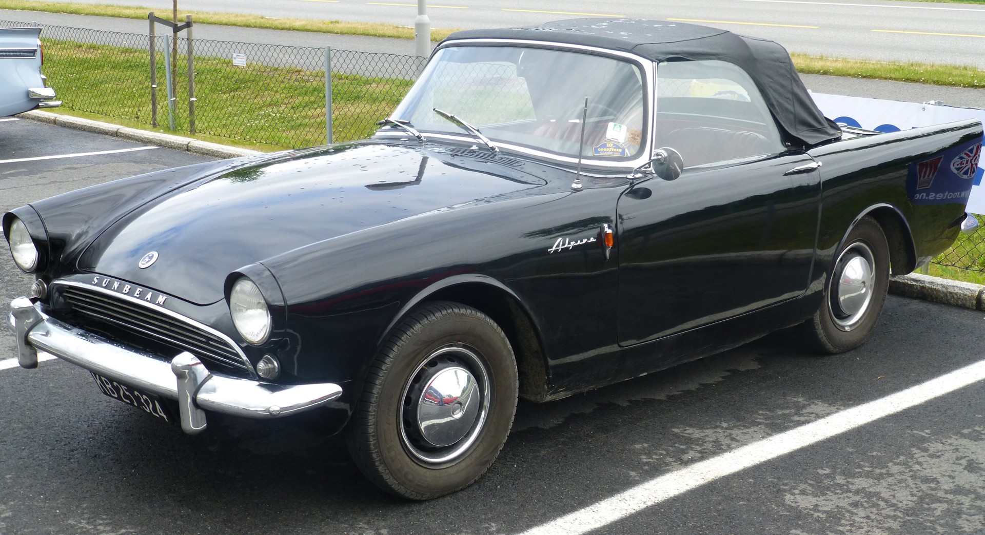 1959 Sunbeam Alpine I.JPG