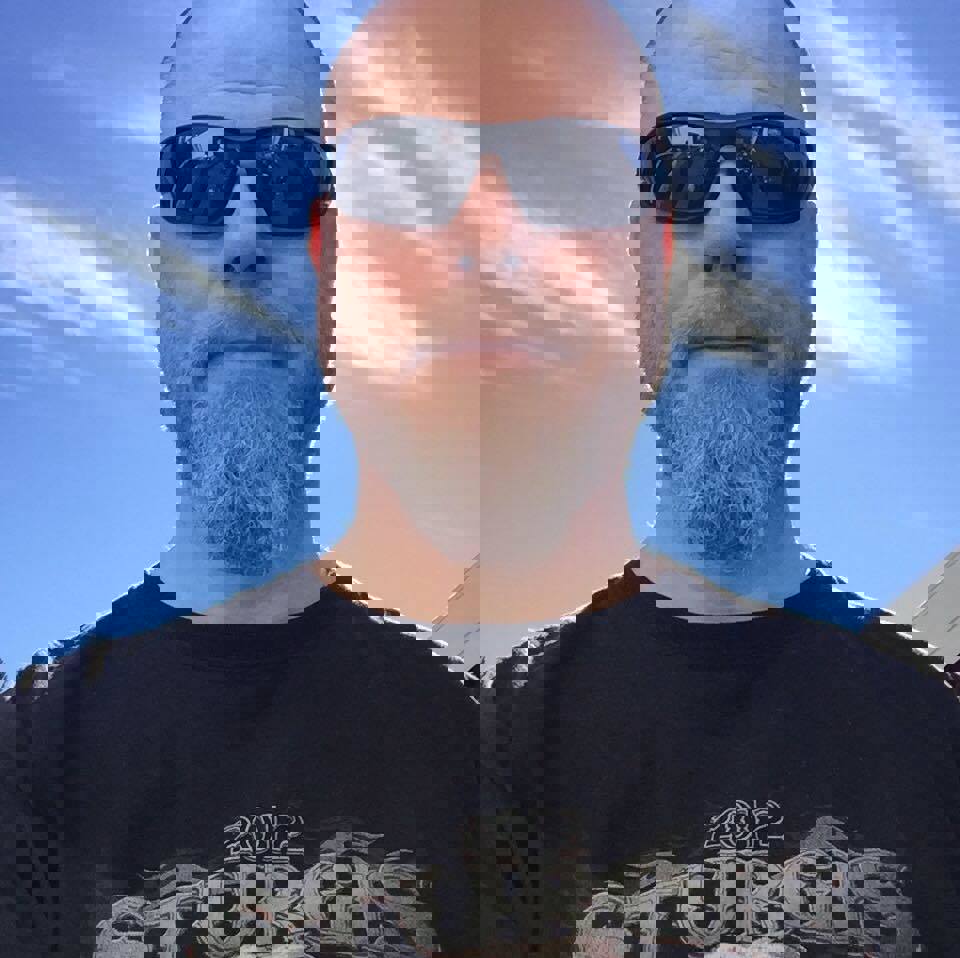 Erik Herje style=