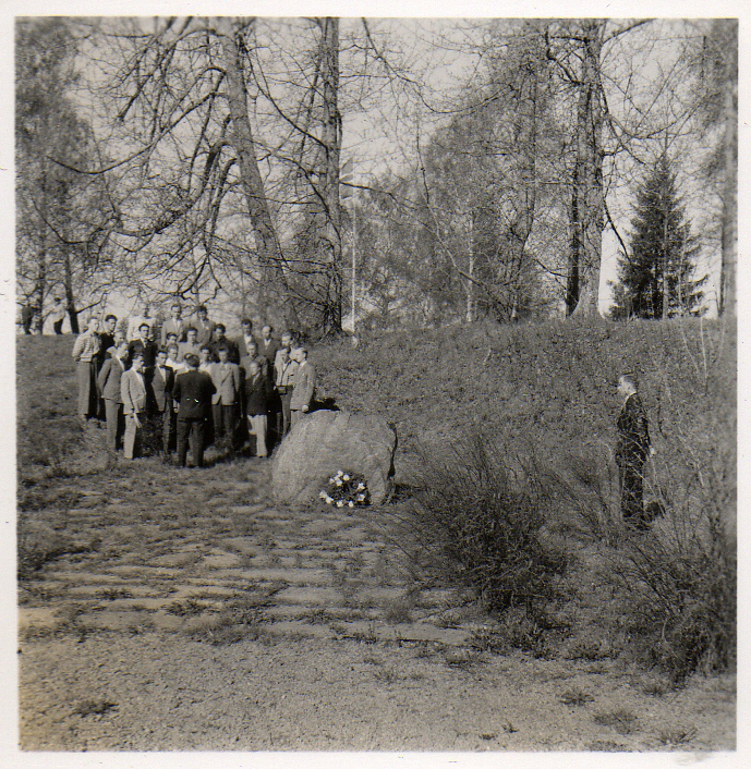 1954-2.jpg