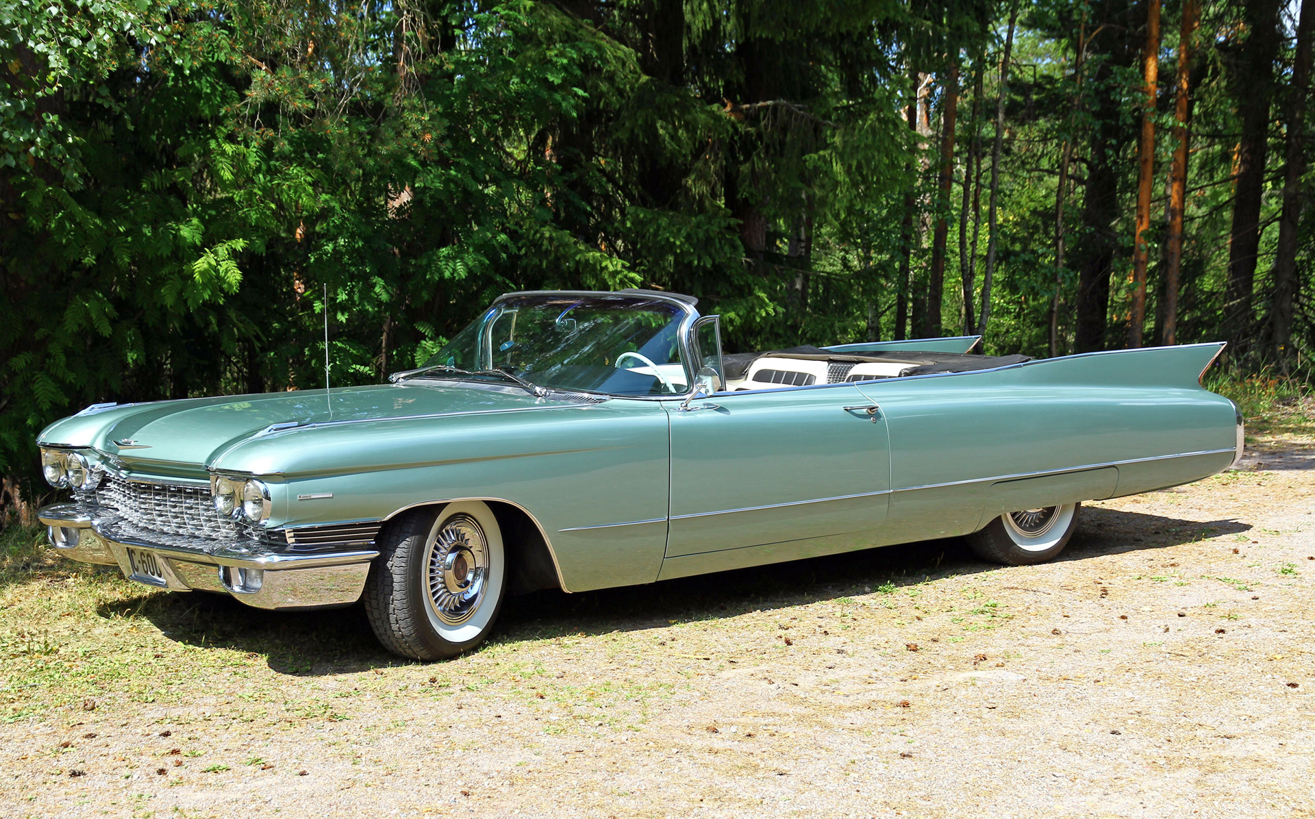 188-1960 Cadillac DeVille convertible 01. Eiere- m
