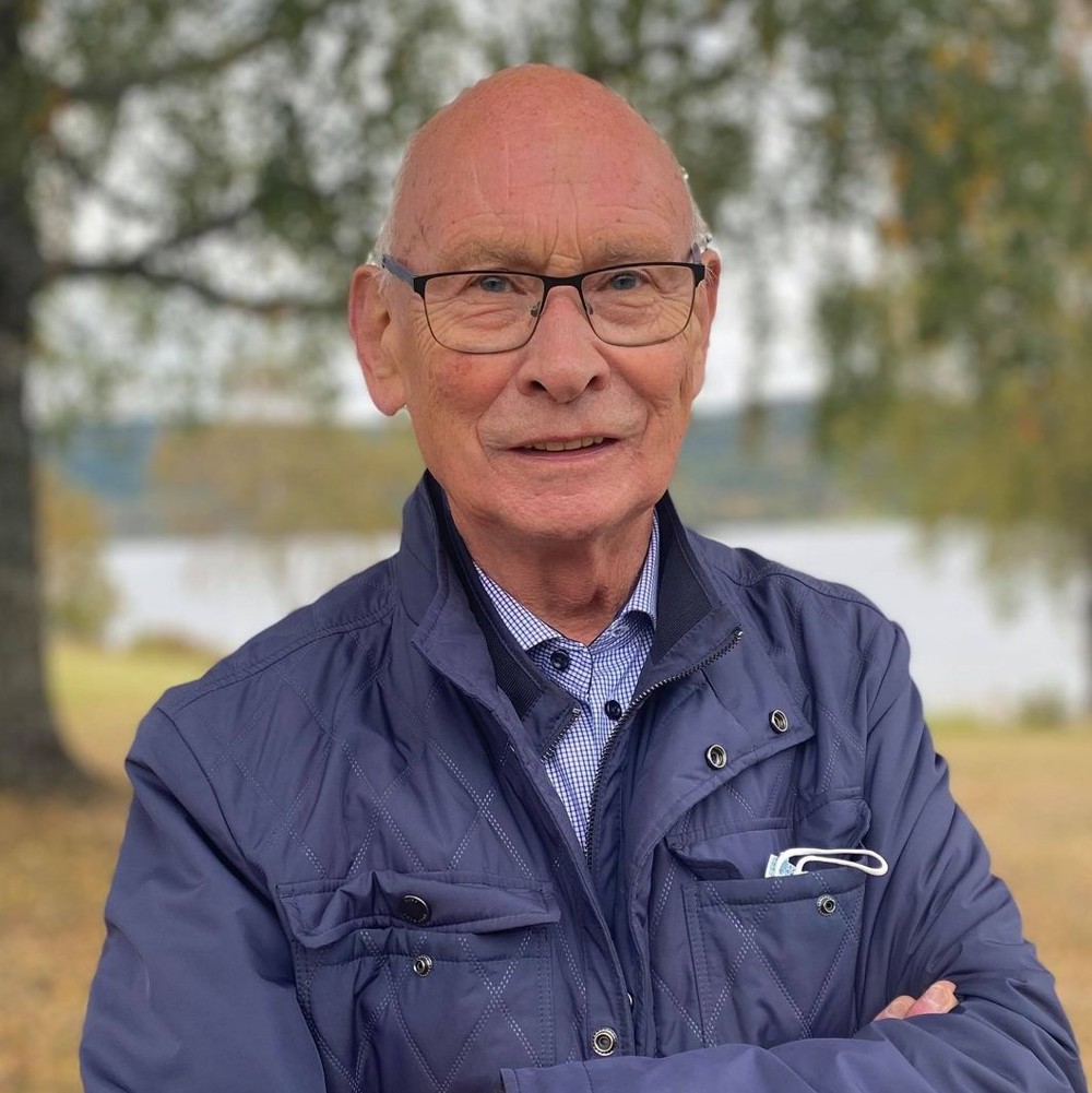 Erik Sennesvik style=
