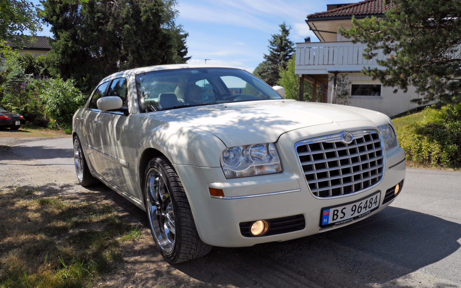 131-2005 Chrysler 300T 01. Eier- medlem 131 Famili