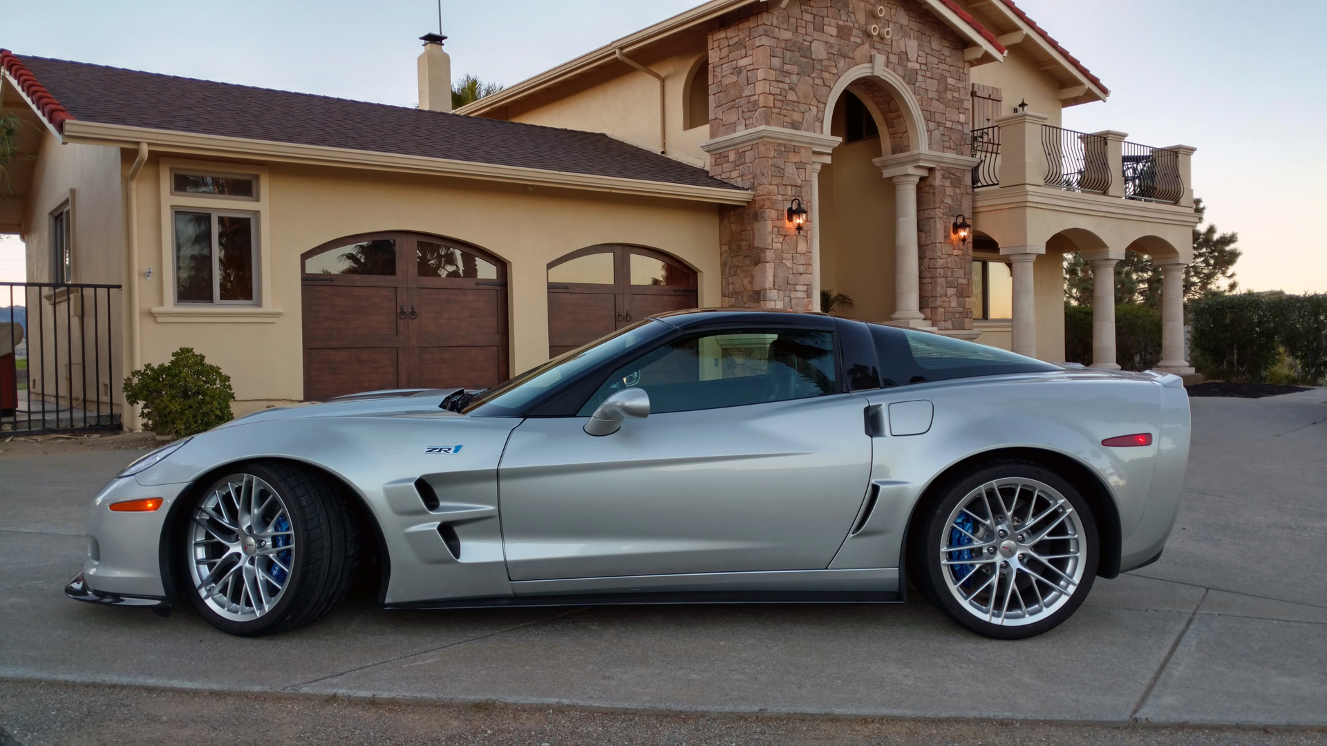 243-2010 Chevrolet Corvette ZR 01. Eier- medlem 24