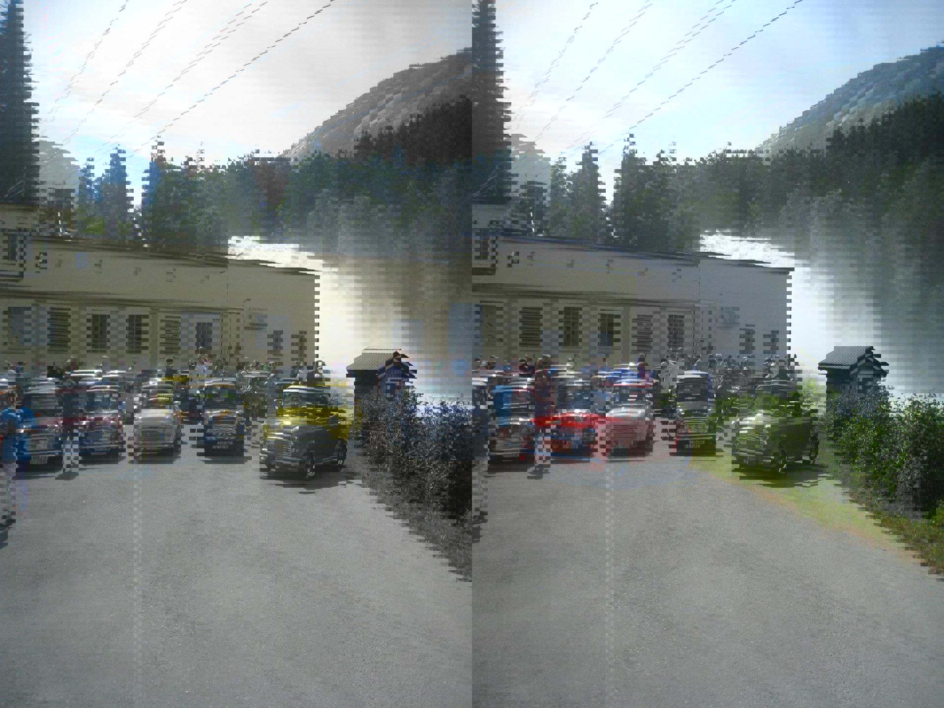 336370_434997053199888_1419103067_o.jpg
